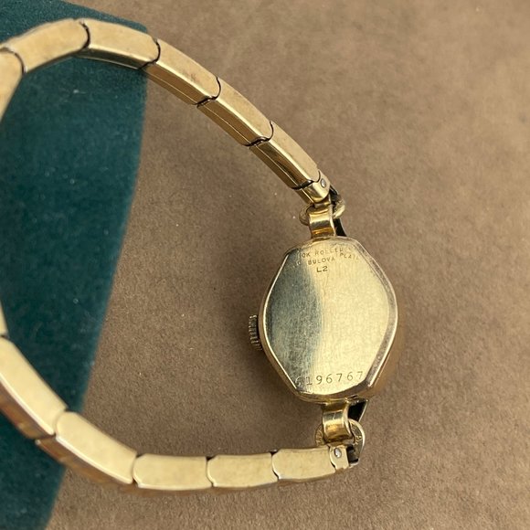 Sold Vintage 1952 L2 Bulova Diamond Watch 17 Jewel Movement. 10 karat Gold Fille - Picture 3 of 5